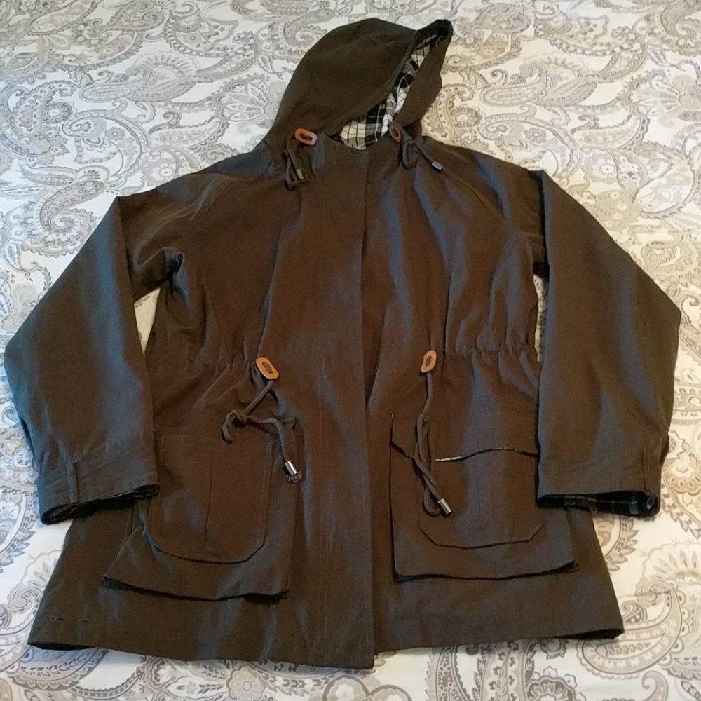 Utility trench jacket